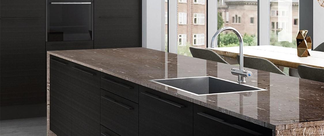 Küche mit Granit