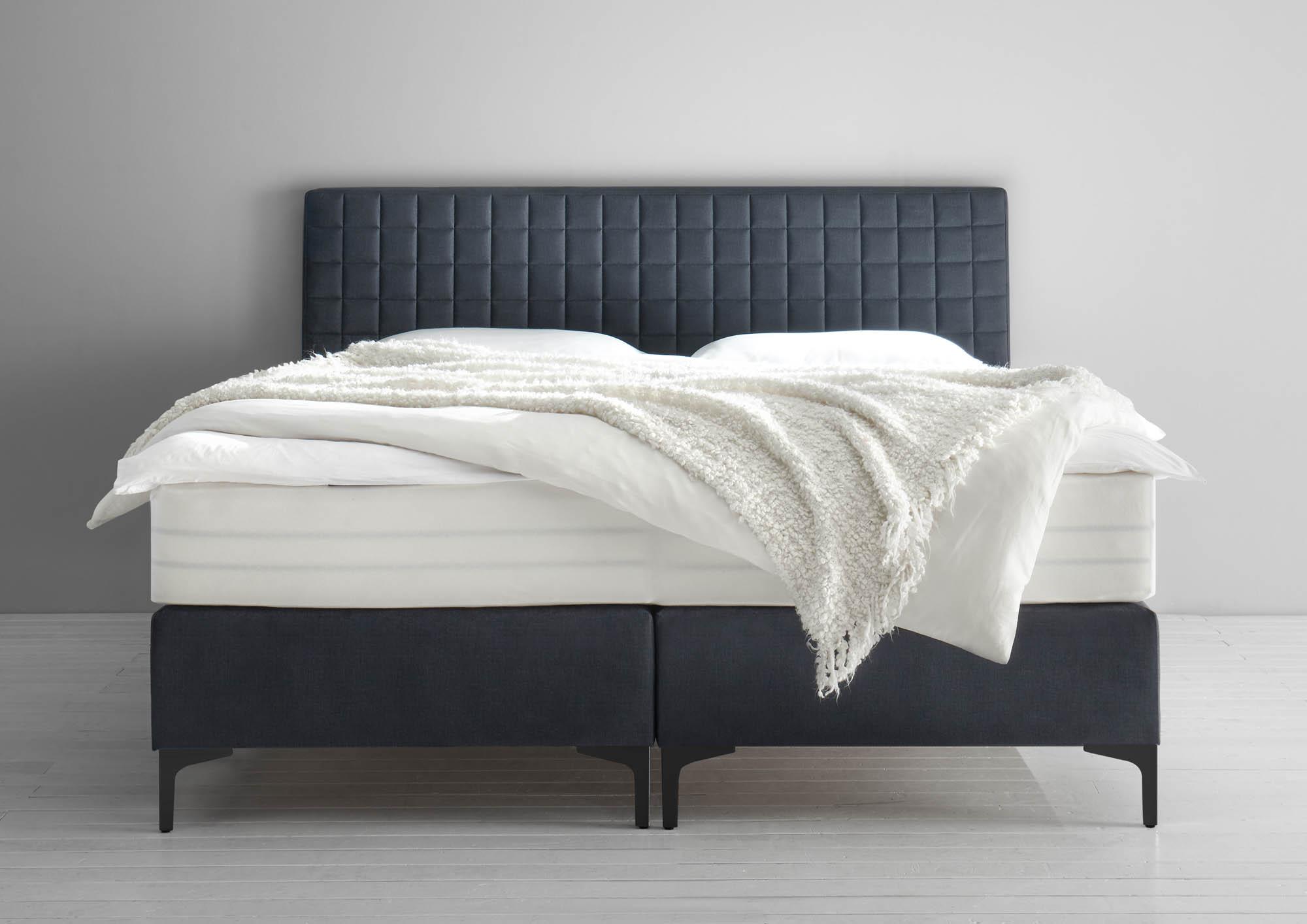 Boxspringbett in blau