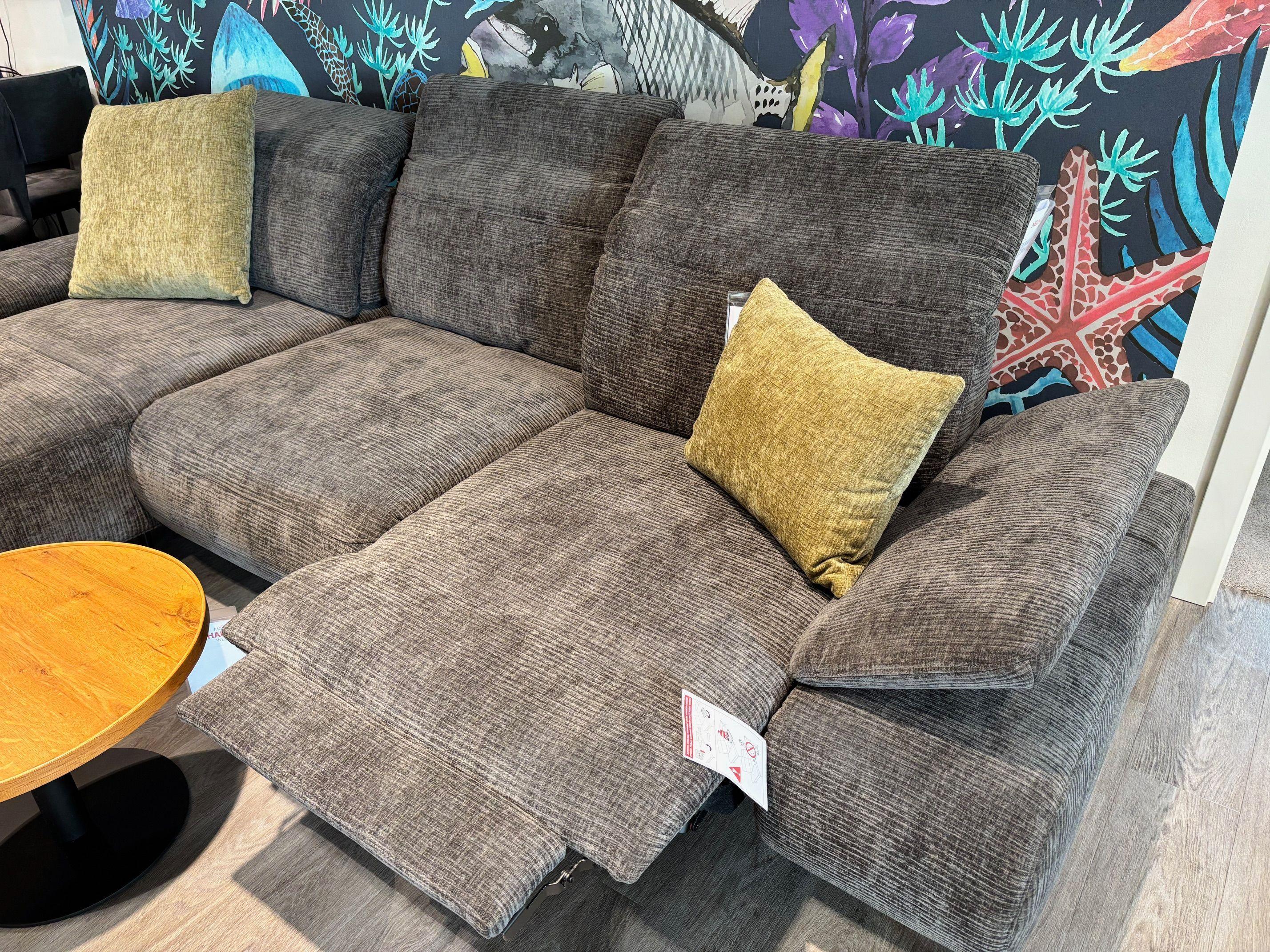 Garnitur „Nicolai" Stoff: Marubia anthrazit