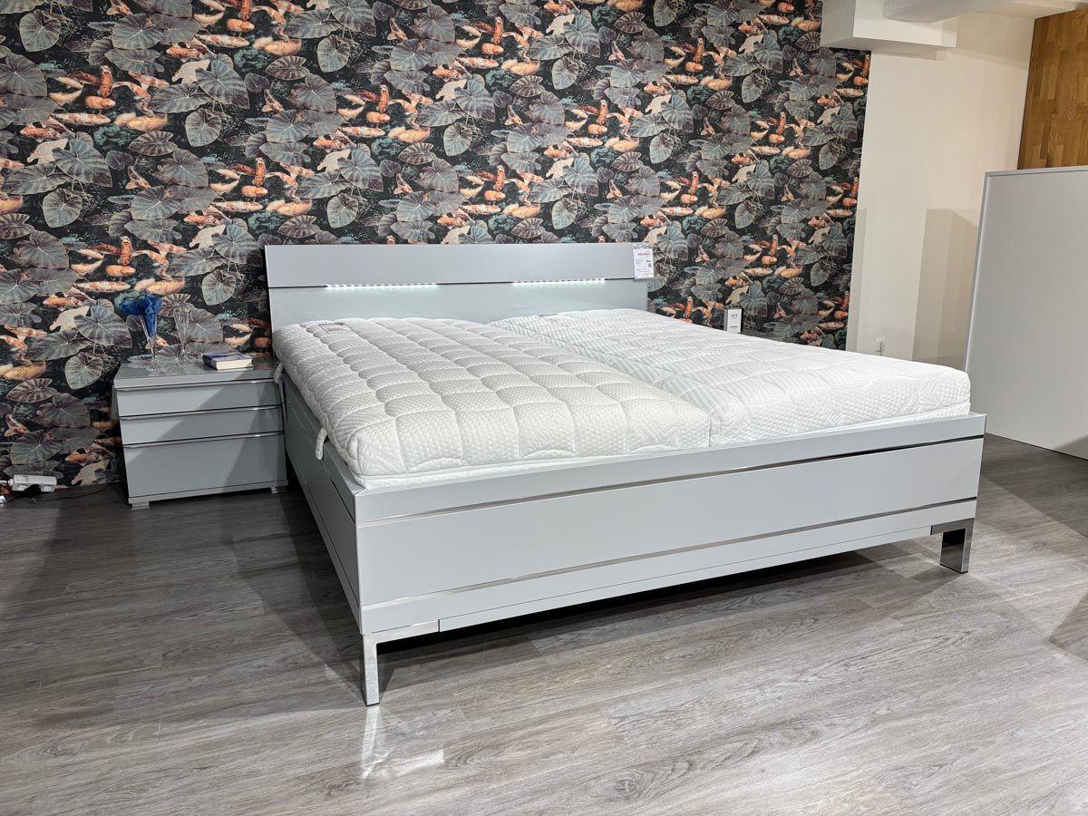 Bettanlage "Sinfonie" Dekor hellgrau.