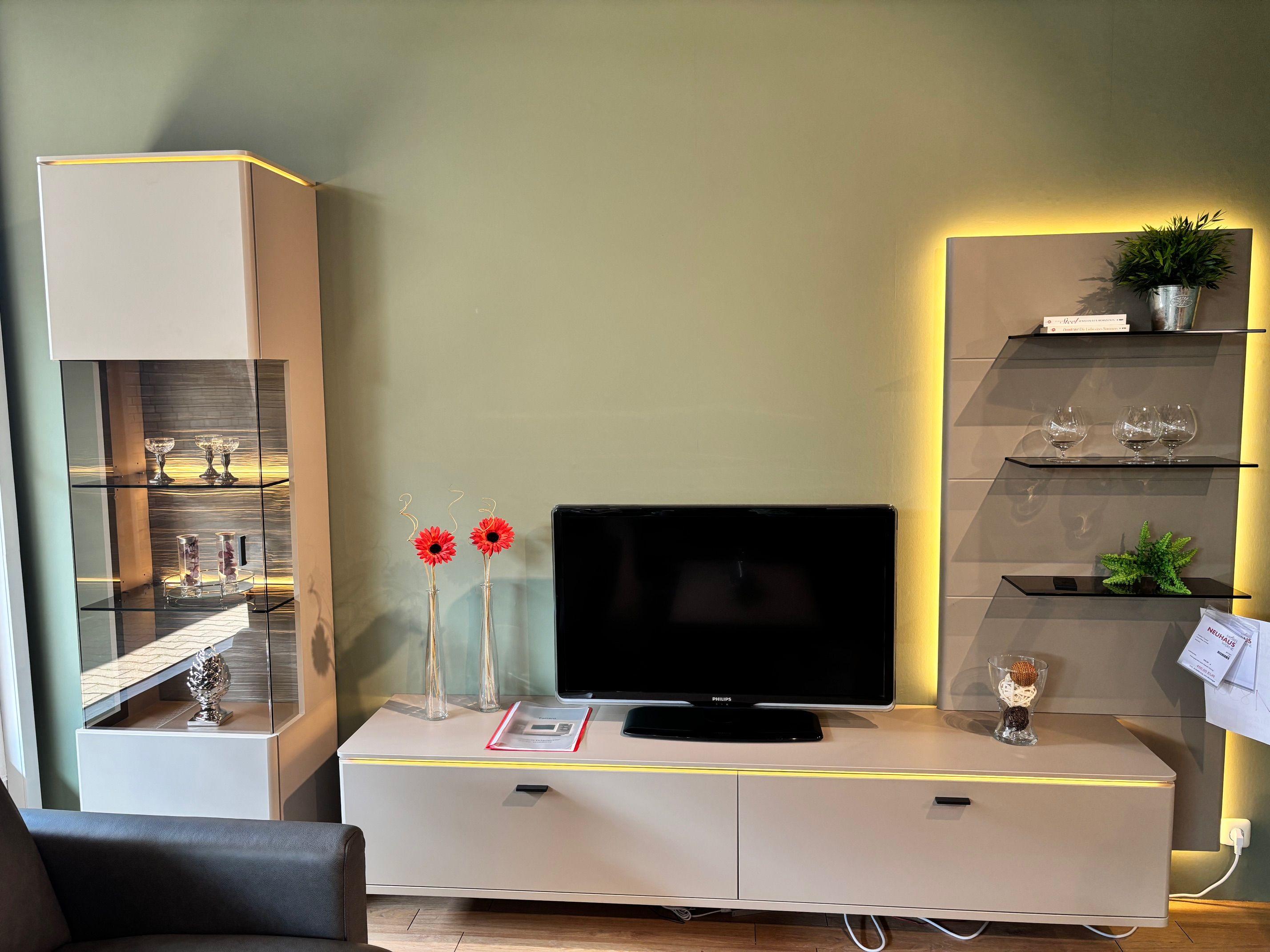 Wohnwand "Torrent"  Front: Basalt Membran verpresst NB.